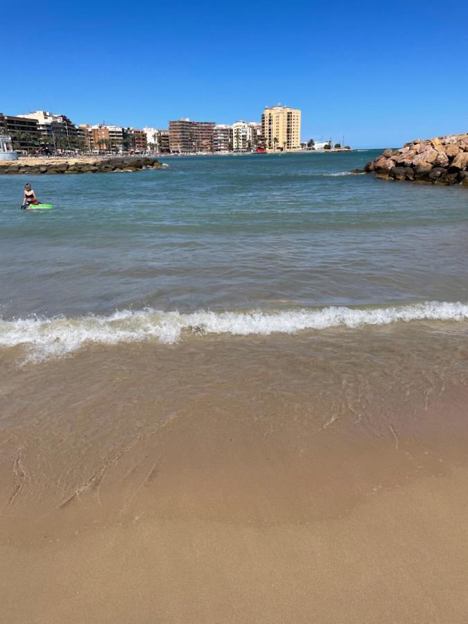 Almuden'S Green Apartment, High-Speed Free Wifi, 250M To Beach, The Center Of Torrevieja Bagian luar foto