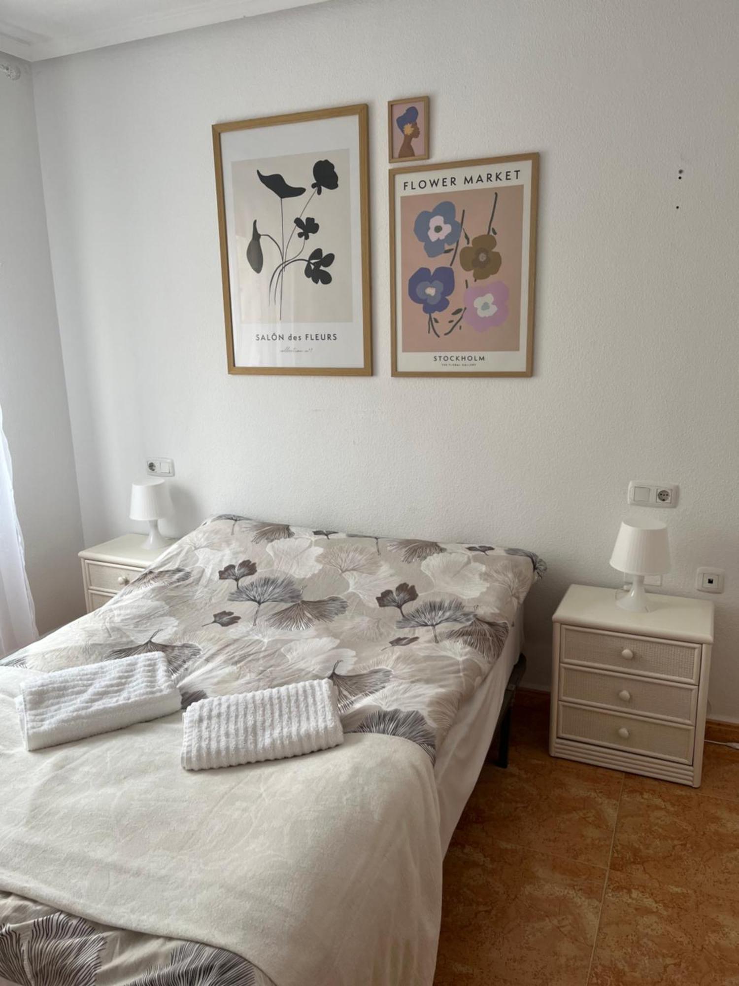 Almuden'S Green Apartment, High-Speed Free Wifi, 250M To Beach, The Center Of Torrevieja Bagian luar foto